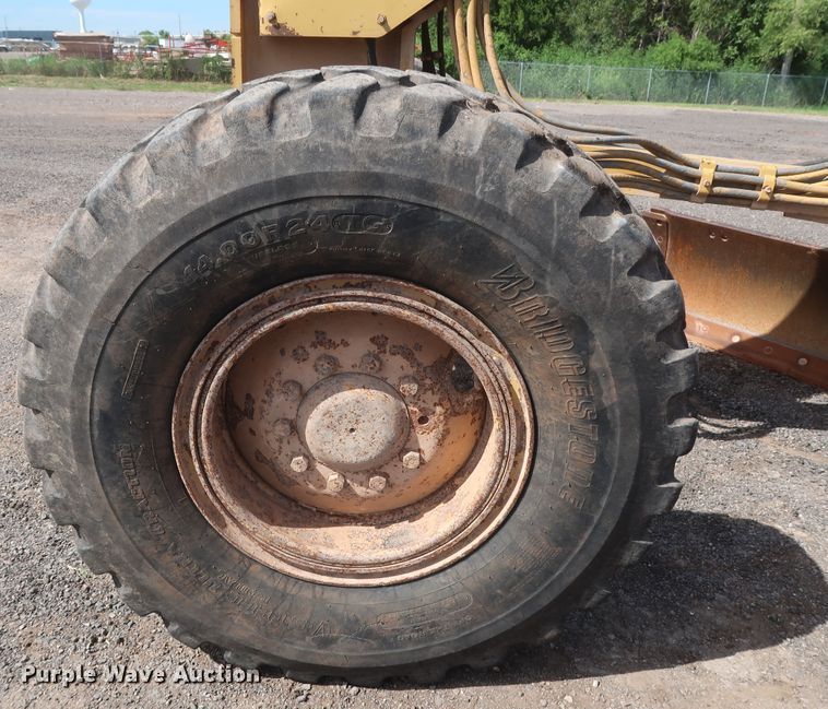 image for item DH0978 1998 Caterpillar 140H VHP  motor grader