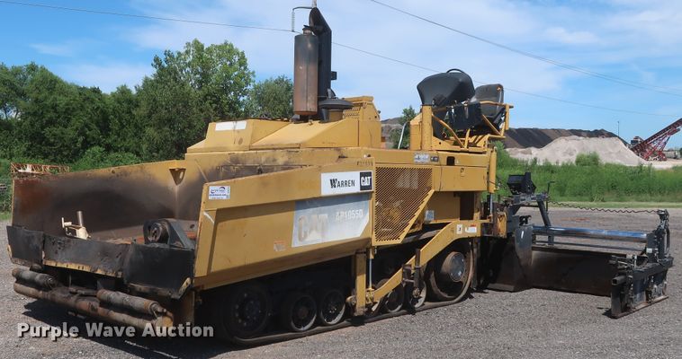 image for item DH0979 2007 Caterpillar AP-1055D  paver