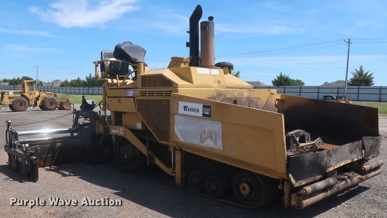 image for item DH0979 2007 Caterpillar AP-1055D  paver