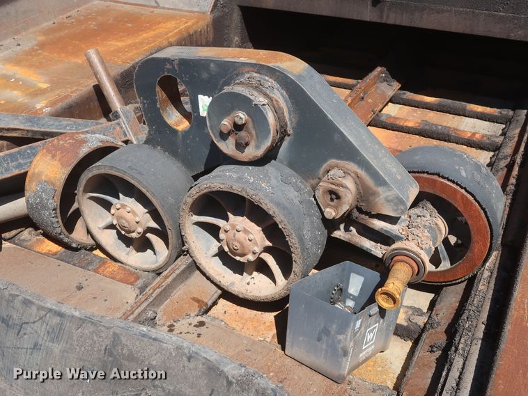 image for item DH0979 2007 Caterpillar AP-1055D  paver