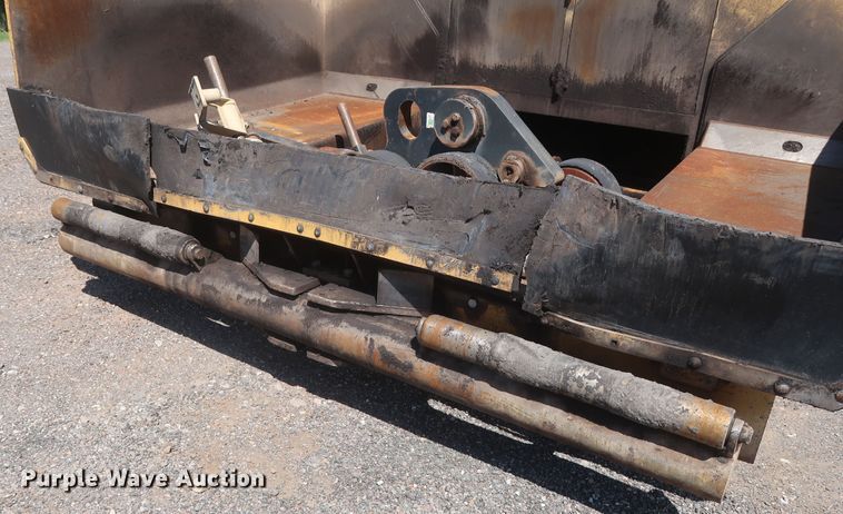 image for item DH0979 2007 Caterpillar AP-1055D  paver