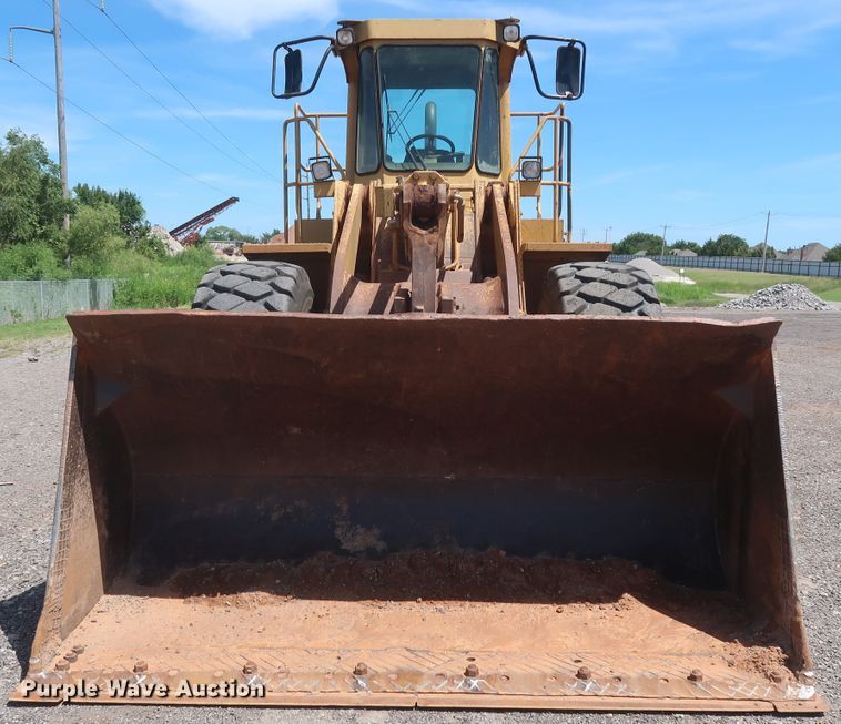image for item DH0983 1991 Caterpillar 966F  wheel loader