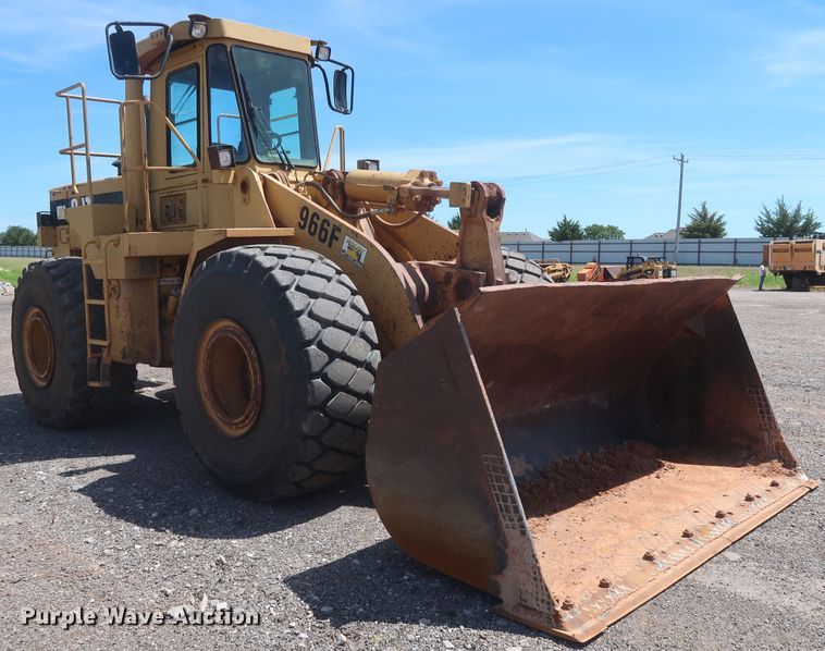 image for item DH0983 1991 Caterpillar 966F  wheel loader