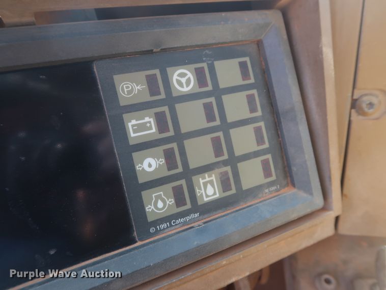 image for item DH0983 1991 Caterpillar 966F  wheel loader