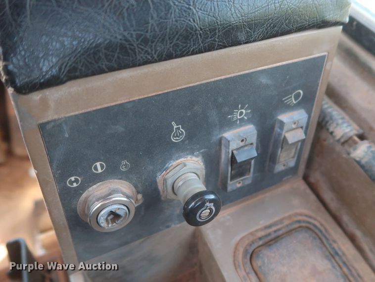 image for item DH0983 1991 Caterpillar 966F  wheel loader