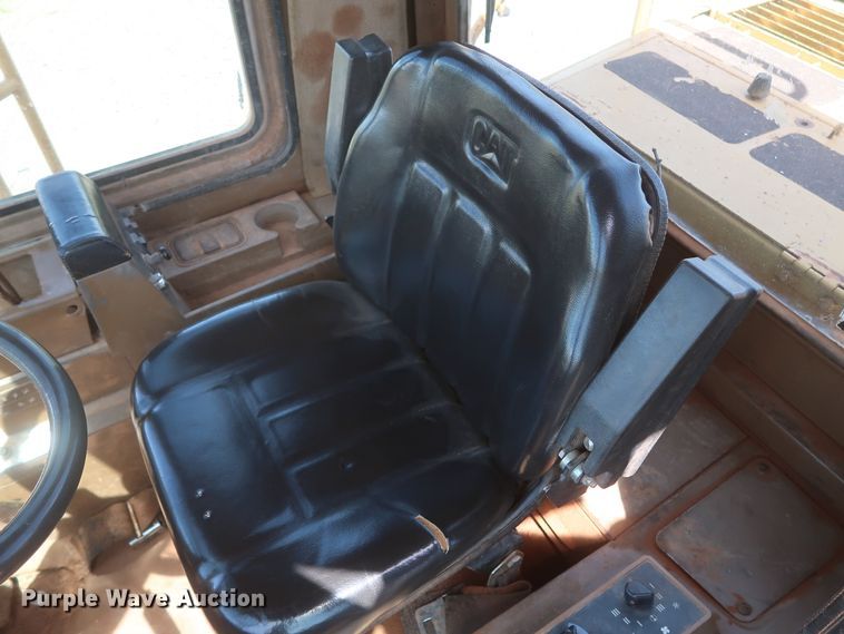 image for item DH0983 1991 Caterpillar 966F  wheel loader