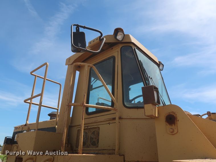 image for item DH0983 1991 Caterpillar 966F  wheel loader