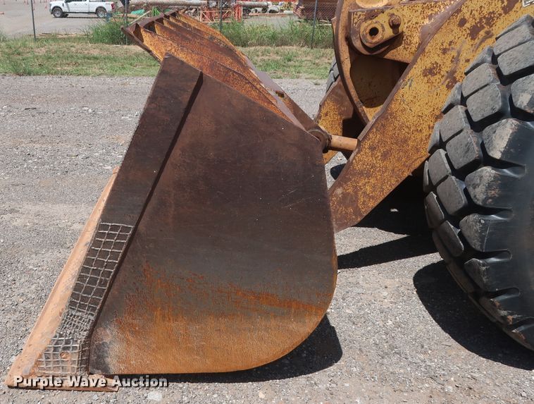 image for item DH0983 1991 Caterpillar 966F  wheel loader