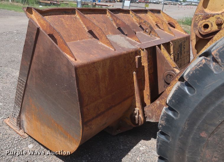 image for item DH0983 1991 Caterpillar 966F  wheel loader