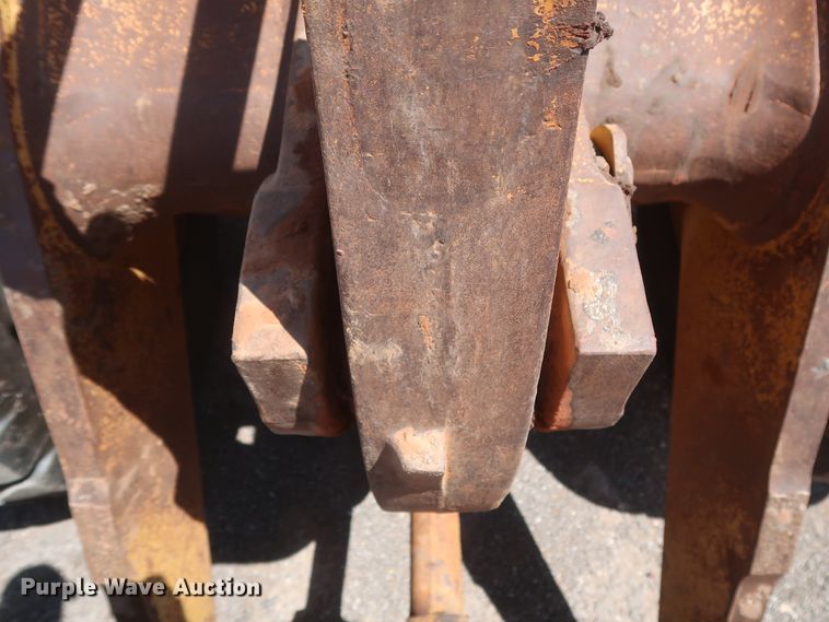 image for item DH0983 1991 Caterpillar 966F  wheel loader