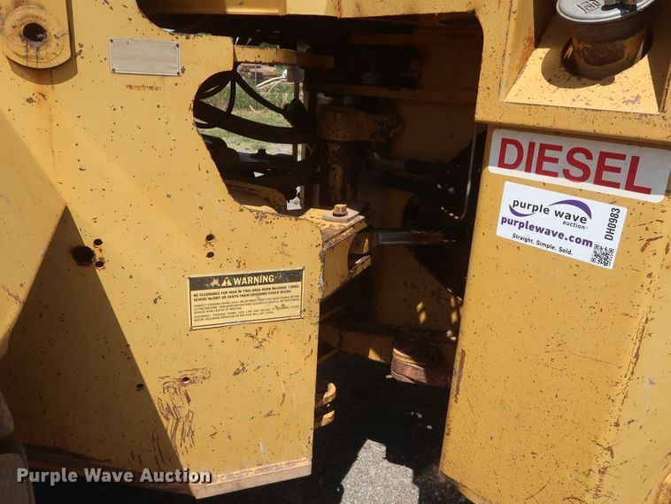 image for item DH0983 1991 Caterpillar 966F  wheel loader
