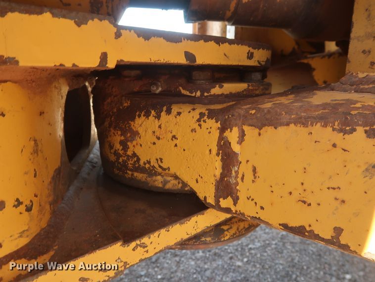 image for item DH0983 1991 Caterpillar 966F  wheel loader