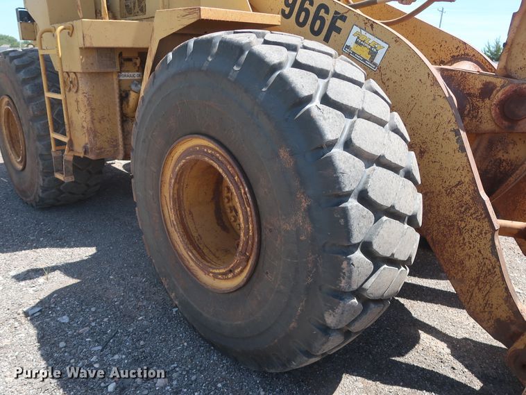 image for item DH0983 1991 Caterpillar 966F  wheel loader