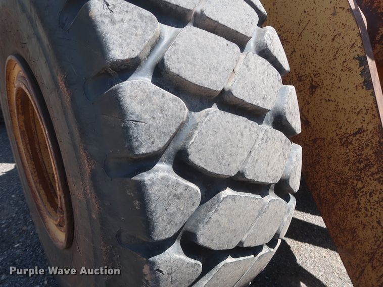 image for item DH0983 1991 Caterpillar 966F  wheel loader