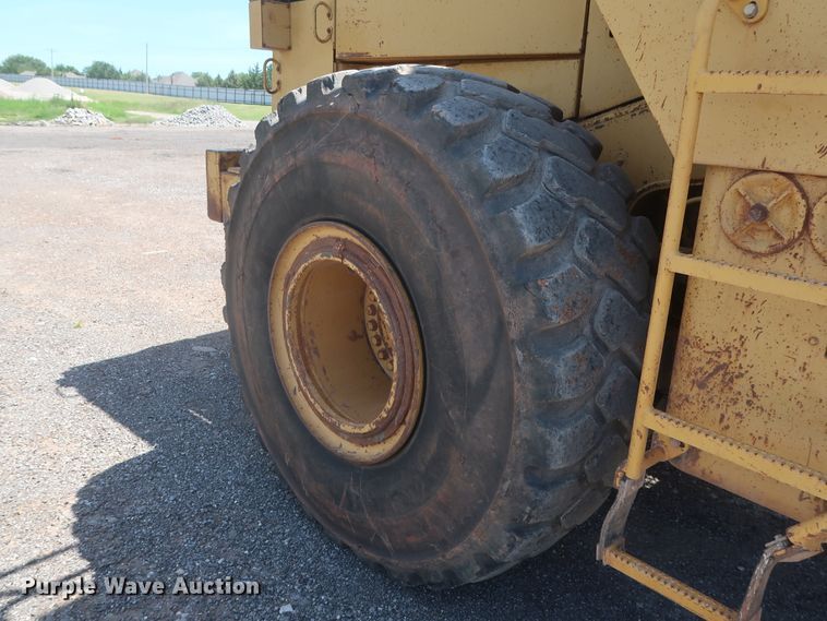 image for item DH0983 1991 Caterpillar 966F  wheel loader