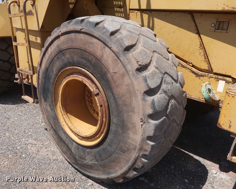 image for item DH0983 1991 Caterpillar 966F  wheel loader