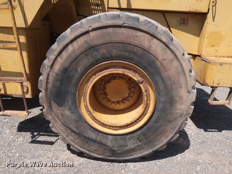 image for item DH0983 1991 Caterpillar 966F  wheel loader