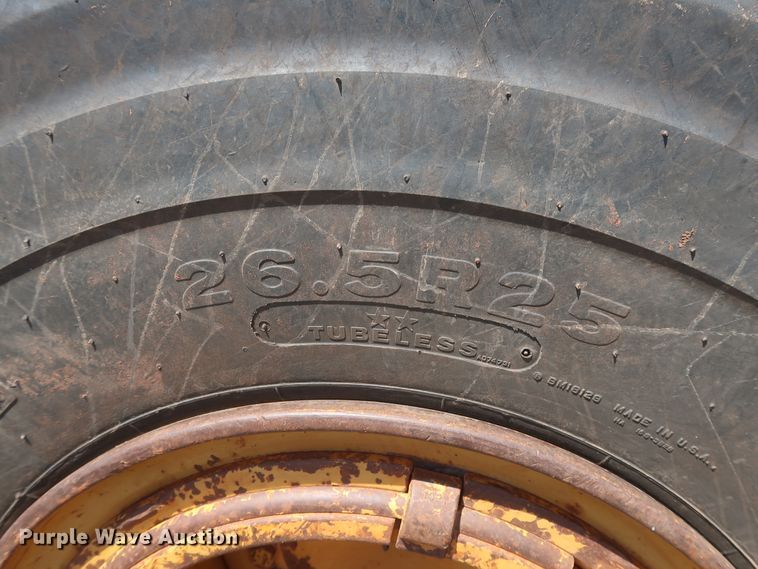 image for item DH0983 1991 Caterpillar 966F  wheel loader