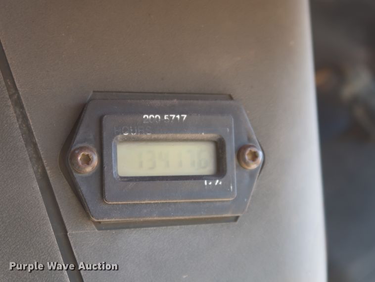 image for item DH0985 2006 Caterpillar 248B  skid steer loader