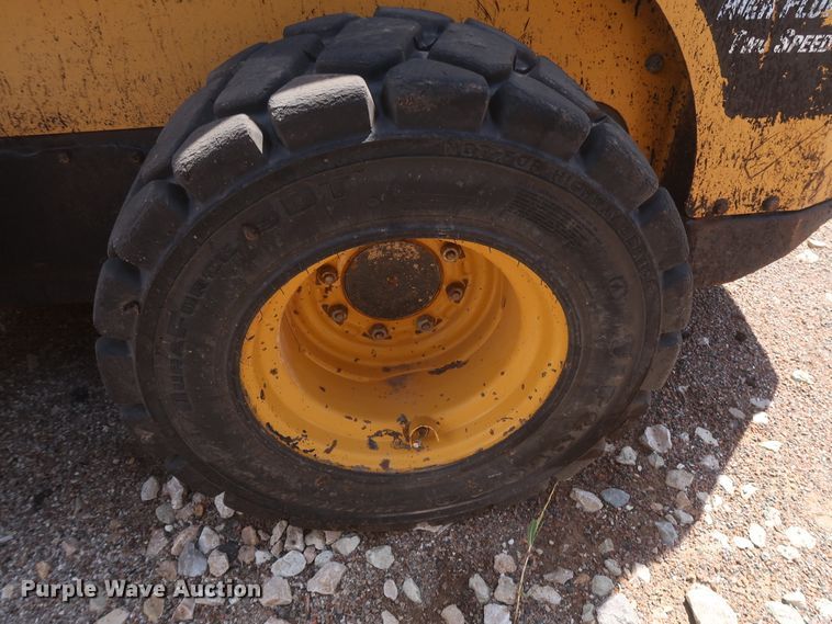 image for item DH0985 2006 Caterpillar 248B  skid steer loader