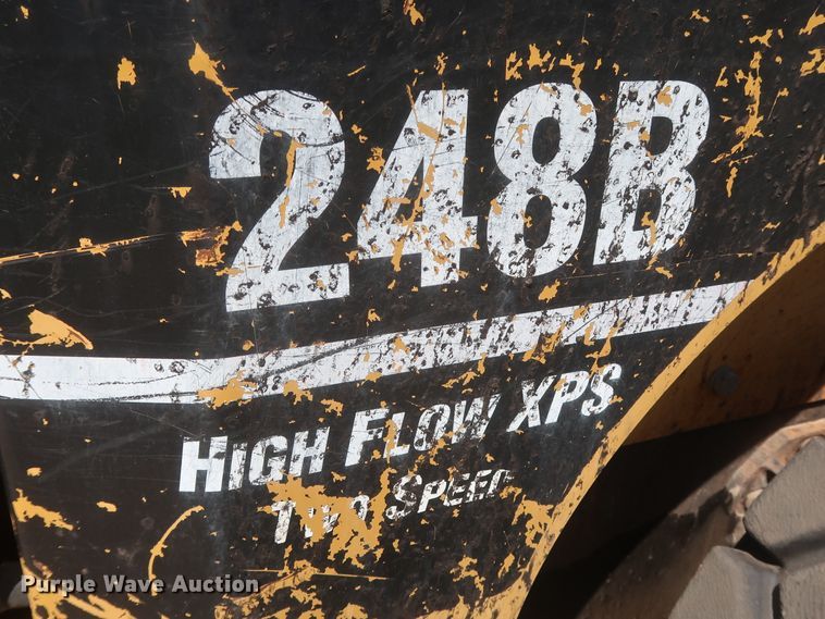 image for item DH0985 2006 Caterpillar 248B  skid steer loader