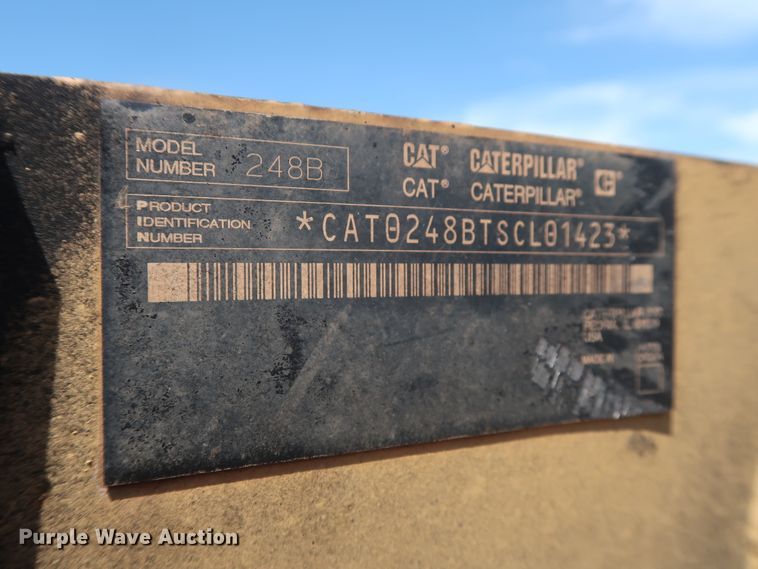 image for item DH0985 2006 Caterpillar 248B  skid steer loader