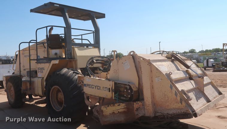 image for item DH0990 2004 Bomag MPH364R  reclaimer