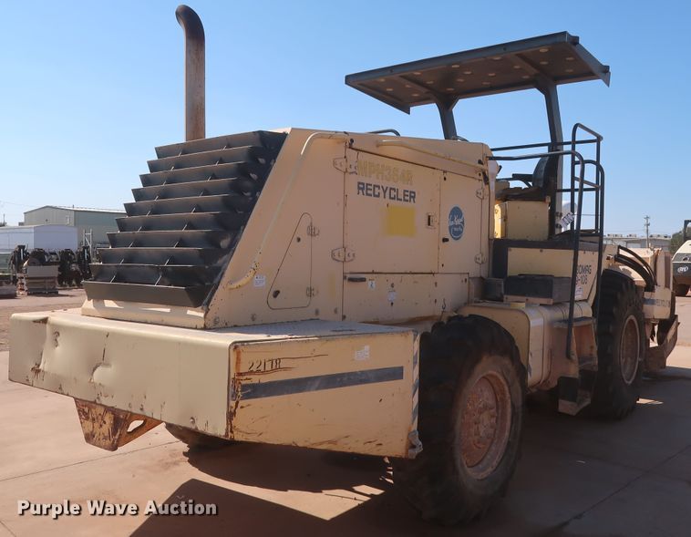 image for item DH0990 2004 Bomag MPH364R  reclaimer