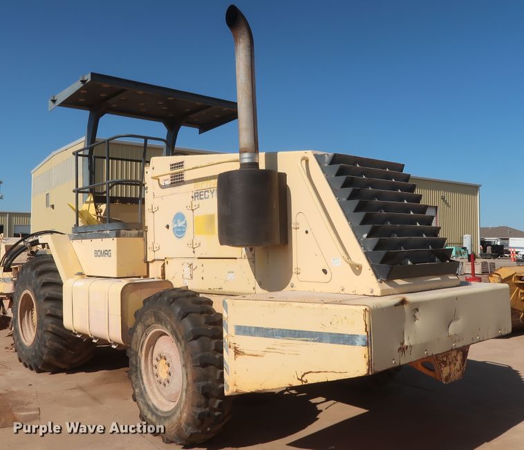image for item DH0990 2004 Bomag MPH364R  reclaimer