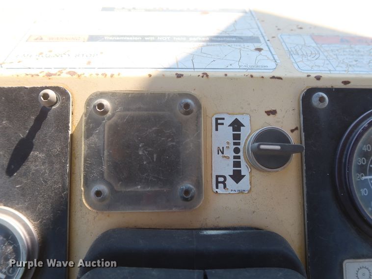 image for item DH0990 2004 Bomag MPH364R  reclaimer