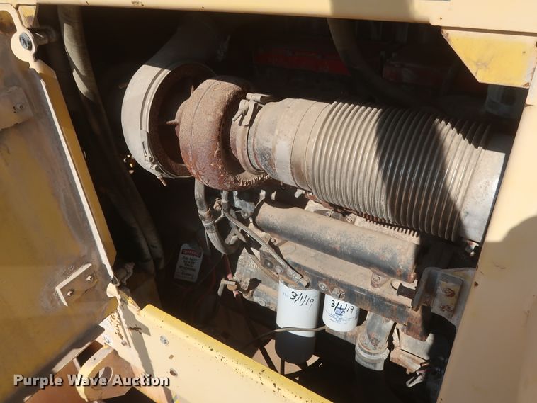 image for item DH0990 2004 Bomag MPH364R  reclaimer