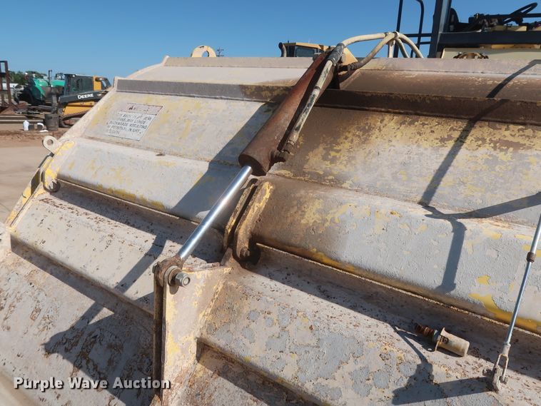 image for item DH0990 2004 Bomag MPH364R  reclaimer