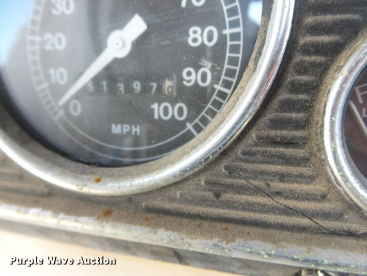 image for item DH3856 1975 Ford F750  truck cab and chassis