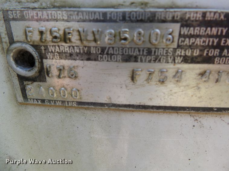 image for item DH3856 1975 Ford F750  truck cab and chassis