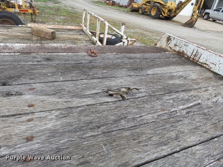 image for item DH3915 1980 equipment trailer