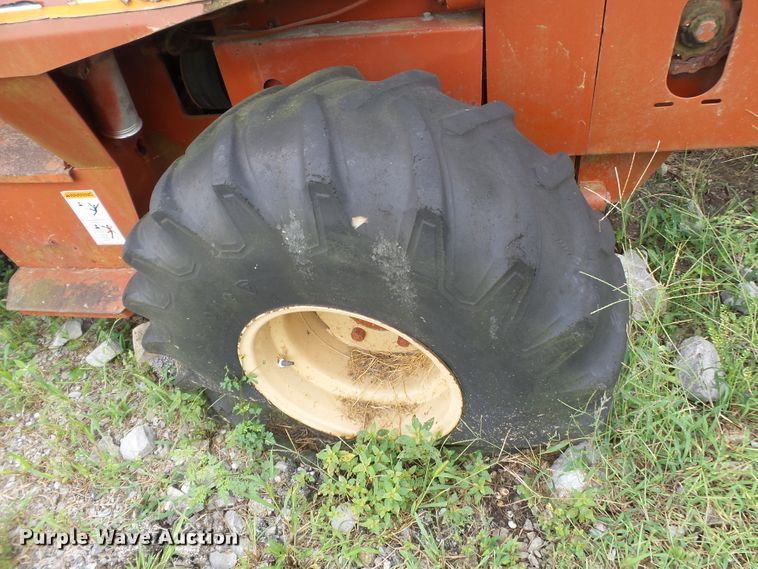 image for item DH3917 Ditch Witch 6510  trencher