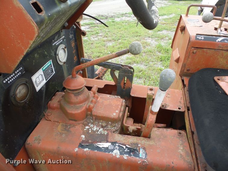 image for item DH3917 Ditch Witch 6510  trencher