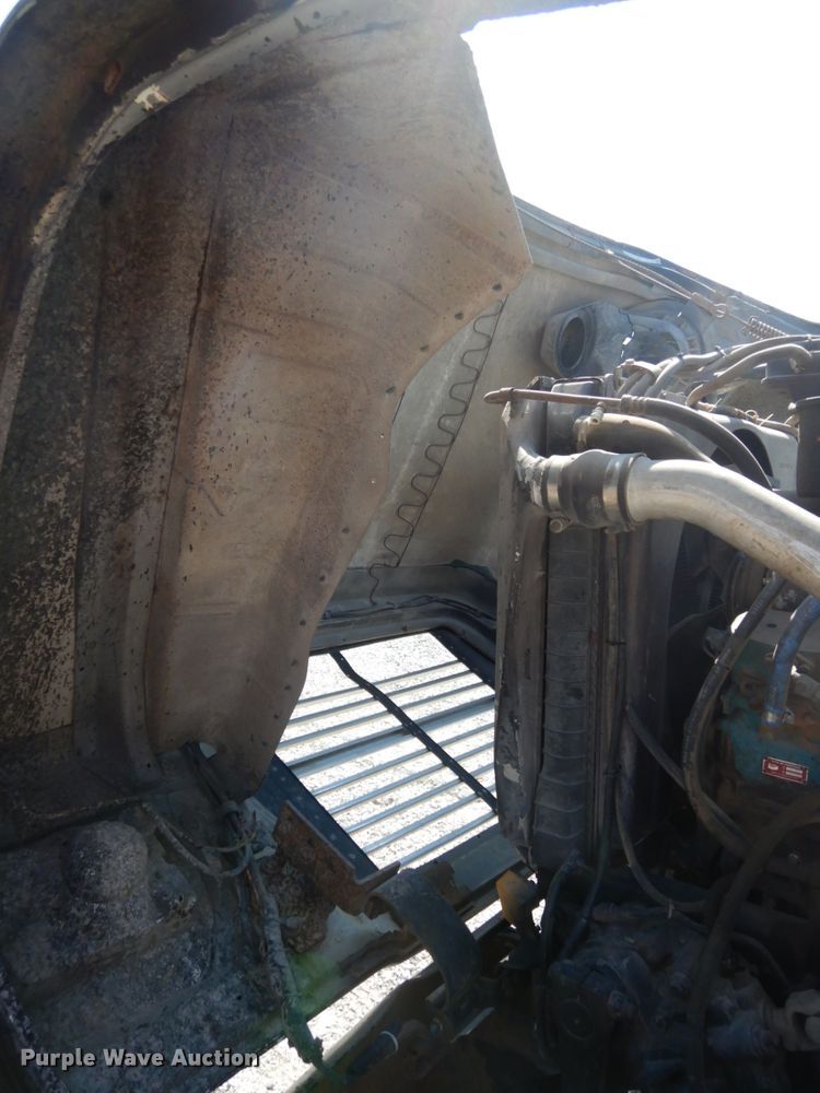 image for item DH6598 1989 Ford L8000  dump truck