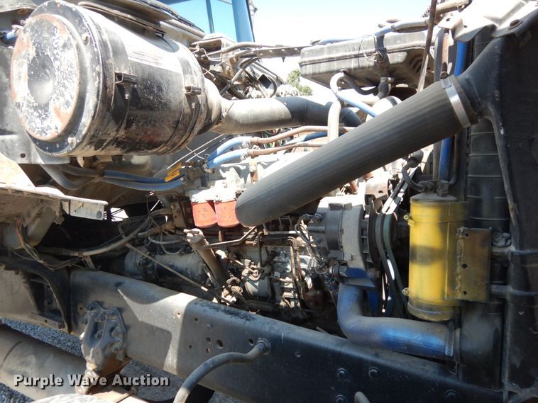 image for item DH6598 1989 Ford L8000  dump truck