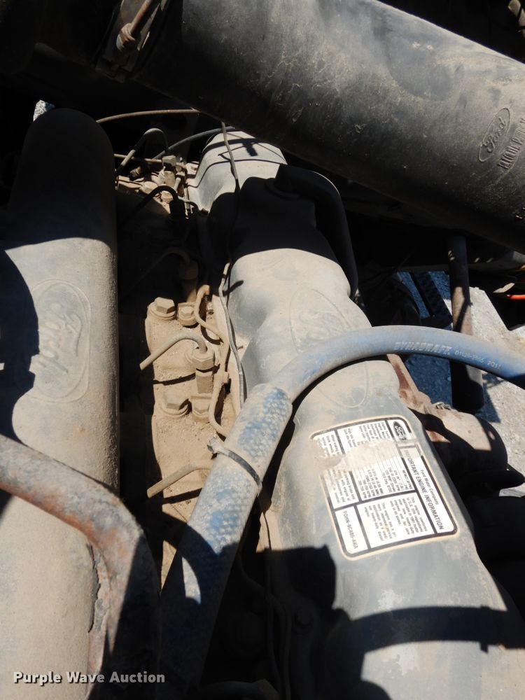 image for item DH6598 1989 Ford L8000  dump truck