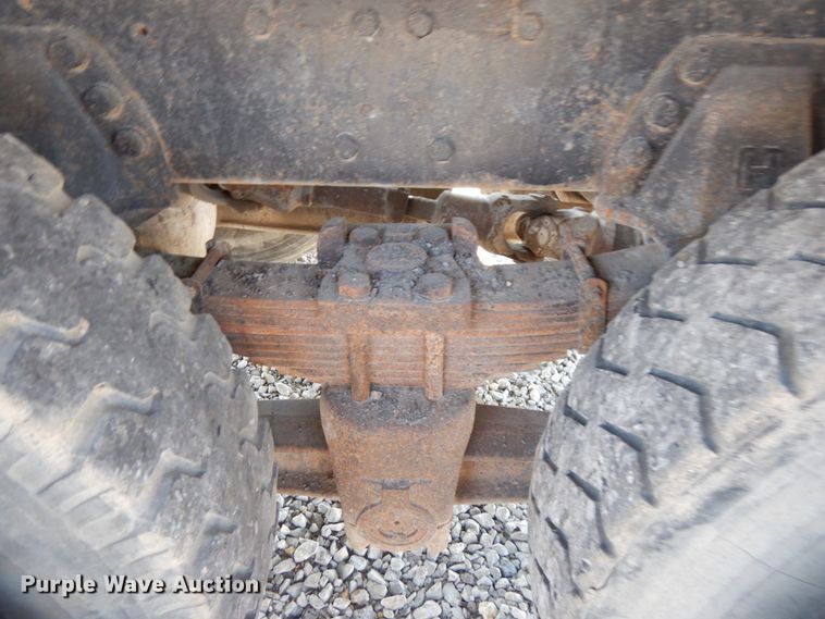 image for item DH6598 1989 Ford L8000  dump truck