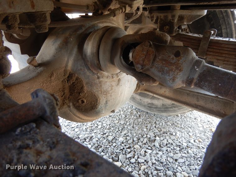 image for item DH6598 1989 Ford L8000  dump truck