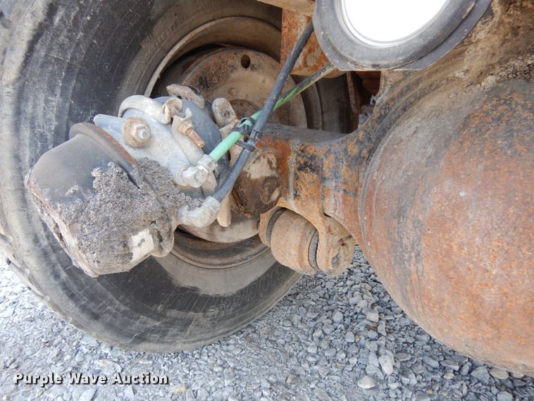 image for item DH6598 1989 Ford L8000  dump truck