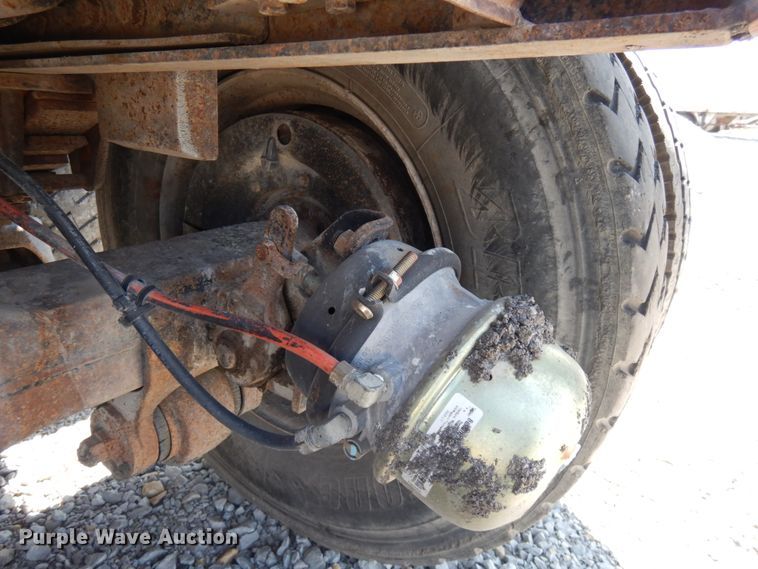 image for item DH6598 1989 Ford L8000  dump truck