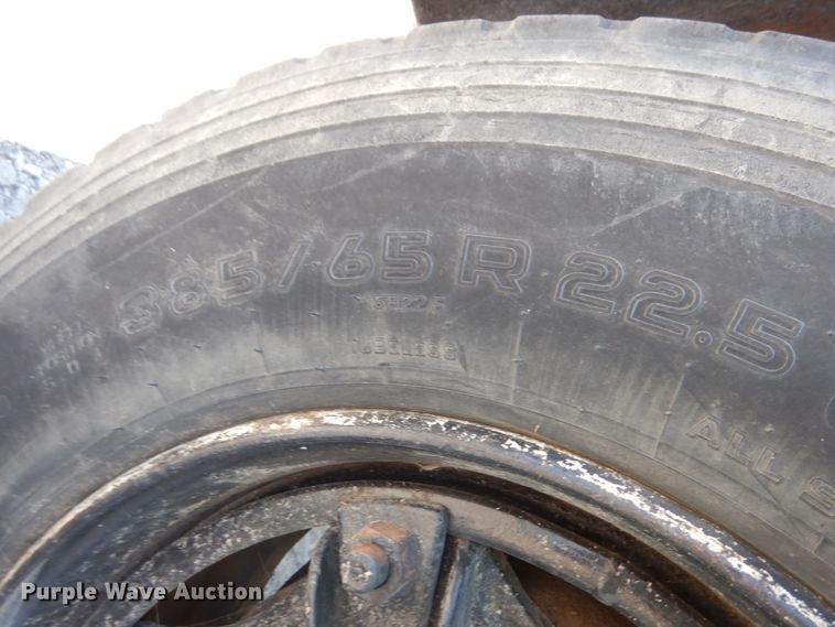 image for item DH6598 1989 Ford L8000  dump truck