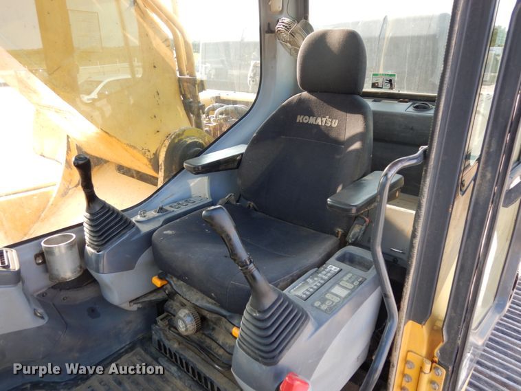 image for item DH6600 2006 Komatsu PC400LC-7EO  excavator