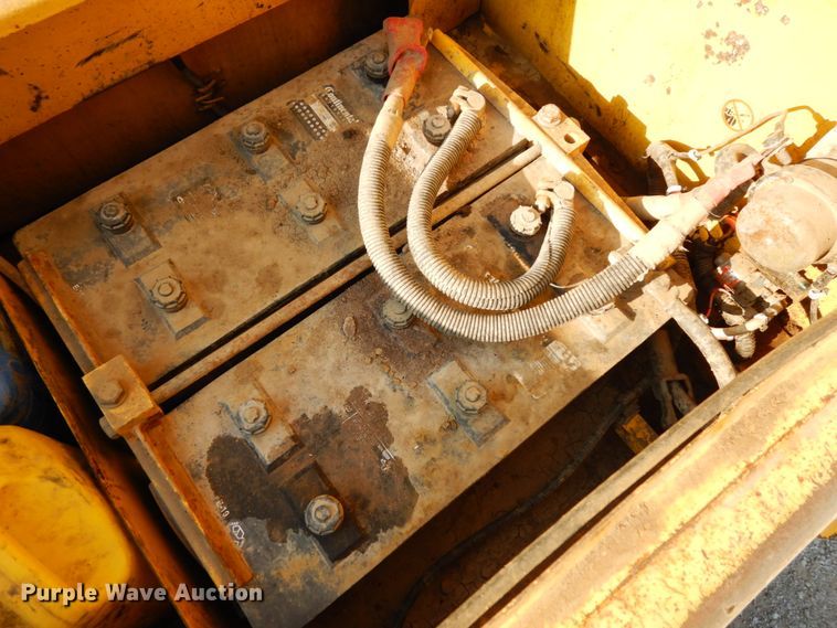 image for item DH6600 2006 Komatsu PC400LC-7EO  excavator