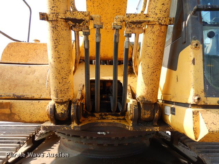 image for item DH6600 2006 Komatsu PC400LC-7EO  excavator