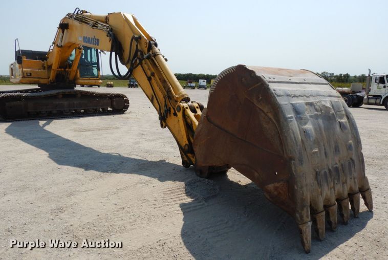 image for item DH6600 2006 Komatsu PC400LC-7EO  excavator
