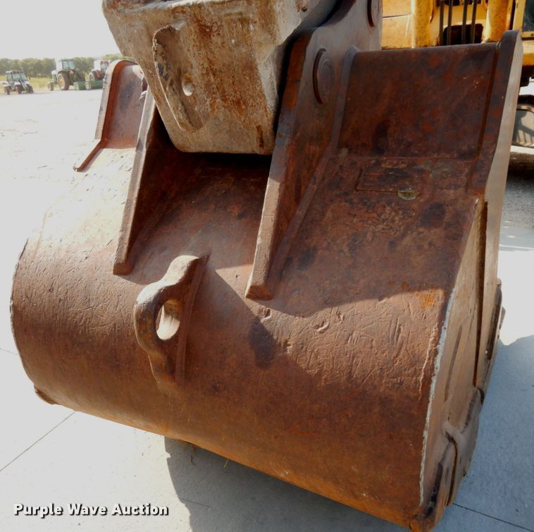 image for item DH6600 2006 Komatsu PC400LC-7EO  excavator